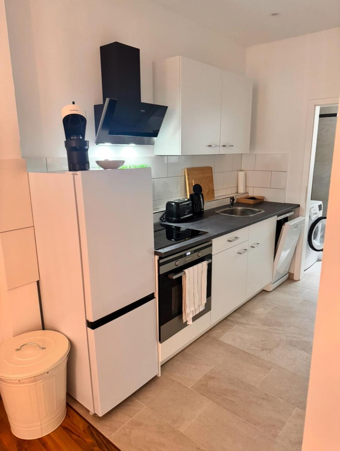New Apartment In Magdeburg Buckau - Waschmaschine, Smart-Tv, Neues Badezimmer 외부 사진