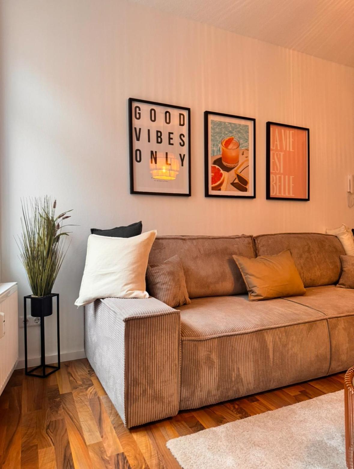 New Apartment In Magdeburg Buckau - Waschmaschine, Smart-Tv, Neues Badezimmer 외부 사진